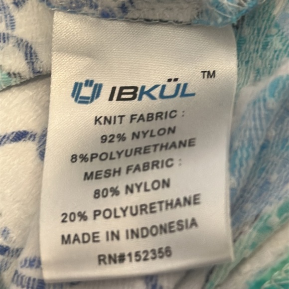 Women’s IBKUL Eloise Print Long Sleeve Floral & Geometric Pattern Athlete Top - Picture 7 of 7